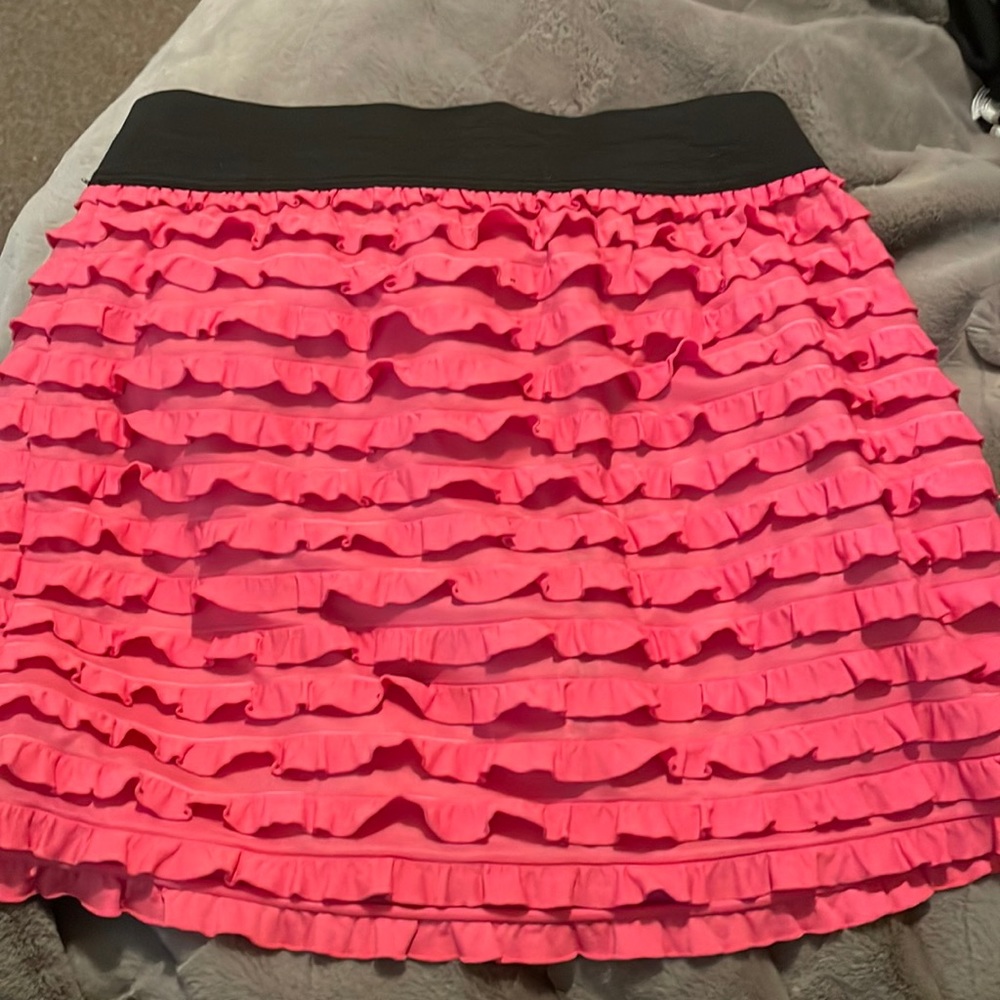 Pink ruffle mini skirt